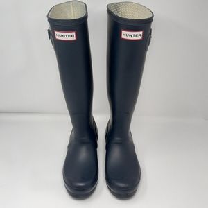 Hunter tall rain boots navyblue sz 6